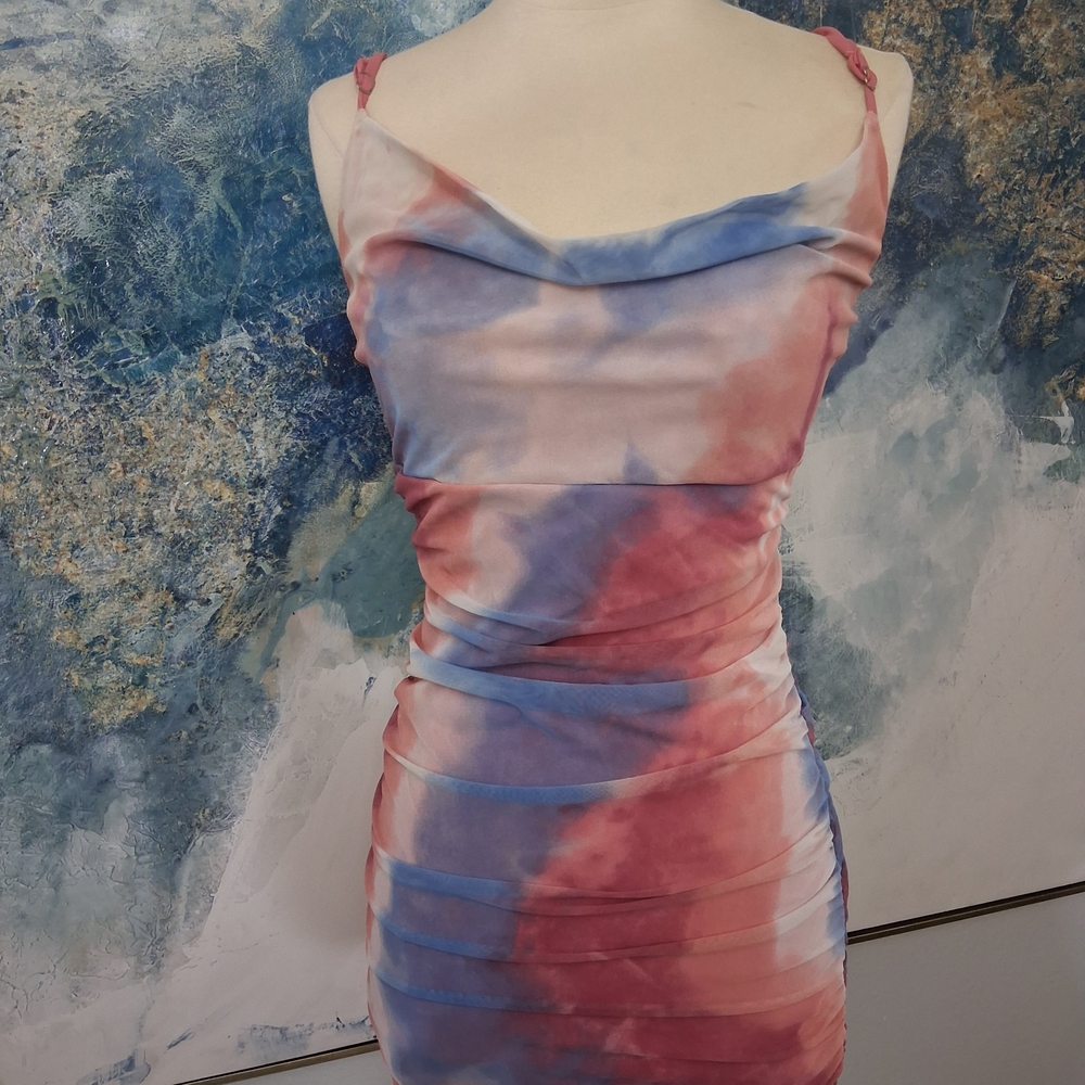 Chic Tie-Dye Mini Dress in Pink and Blue